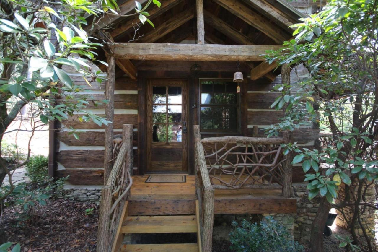 Sarah'S Cabin Villa Pisgah Forest Exterior photo